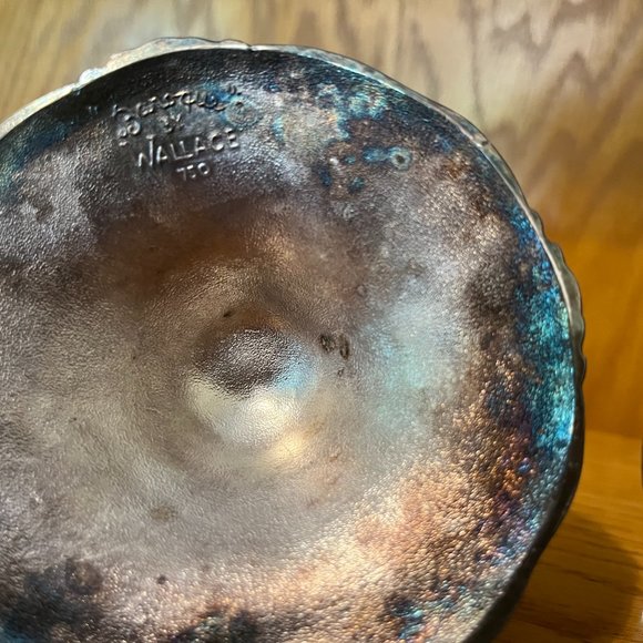 VINTAGE PAIR OF BAROQUE BY WALLACE SILVER PLATE 750 CANDLE STICKS/HOLDERS. HEAVY - Picture 5 of 8